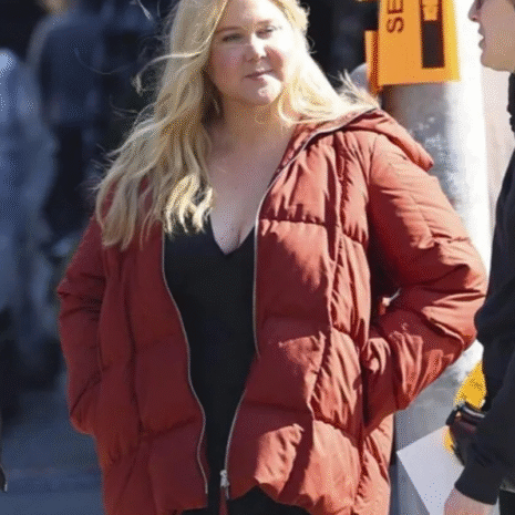Lainy-Newton-Kinda-Pregnant-Movie-2025-Amy-Schumer-Red-Puffer-Hooded-Jacket-1.png Lainy-Newton-Kinda-Pregnant-Movie-2025-Amy-Schumer-Red-Puffer-Hooded-Jacket-1.png