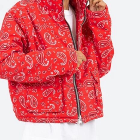 Red-Bandana-Puffer-Jackets.jpg Red-Bandana-Puffer-Jackets.jpg