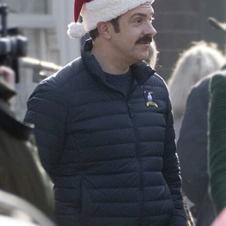 Ted-Lasso-S02-Jason-Sudeikis-Puffer-Jacket.jpg Ted-Lasso-S02-Jason-Sudeikis-Puffer-Jacket.jpg