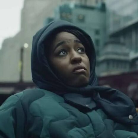 The-Bear-S01-Ayo-Edebiri-Green-Puffer-Jacket-1.jpg The-Bear-S01-Ayo-Edebiri-Green-Puffer-Jacket-1.jpg