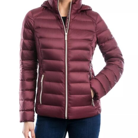 Womens-Hooded-Packable-Maroon-Puffer-Jacket.jpg