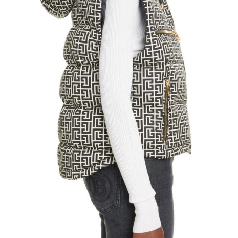 balmain-logo-monogram-quilted-puffer-vest2.jpeg balmain-logo-monogram-quilted-puffer-vest2.jpeg