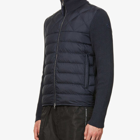 moncler-logo-patch-regular-fit-shell-down-and-knitted-jacke.jpg moncler-logo-patch-regular-fit-shell-down-and-knitted-jacke.jpg