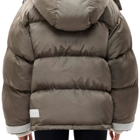 shoreditch-ski-club-willow-recycled-nylon-puffer-jacket1.jpeg shoreditch-ski-club-willow-recycled-nylon-puffer-jacket1.jpeg